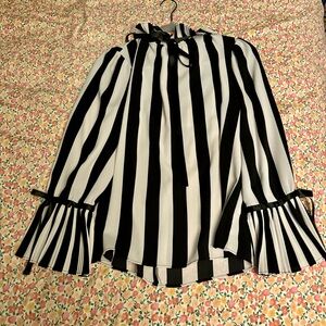 New York & Co Black & White Blouse Size Small